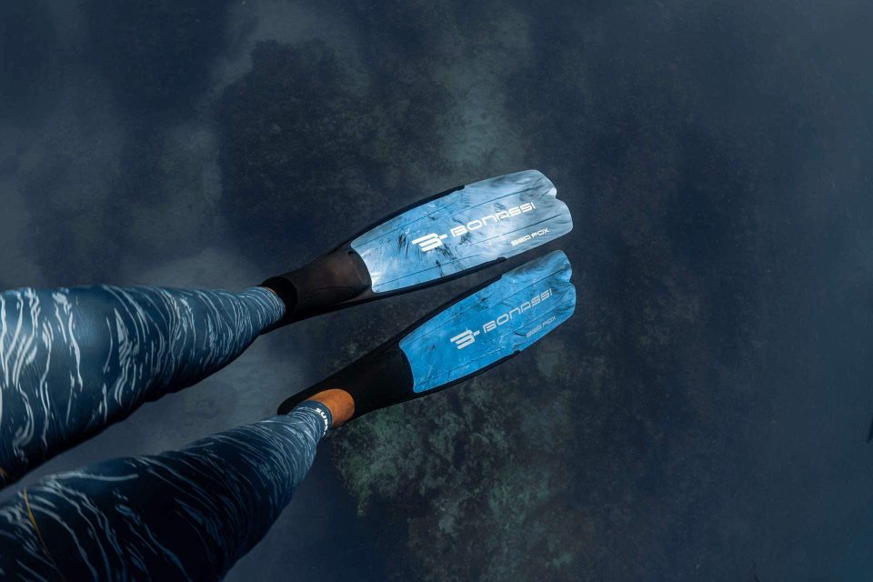 Blue freediving fins