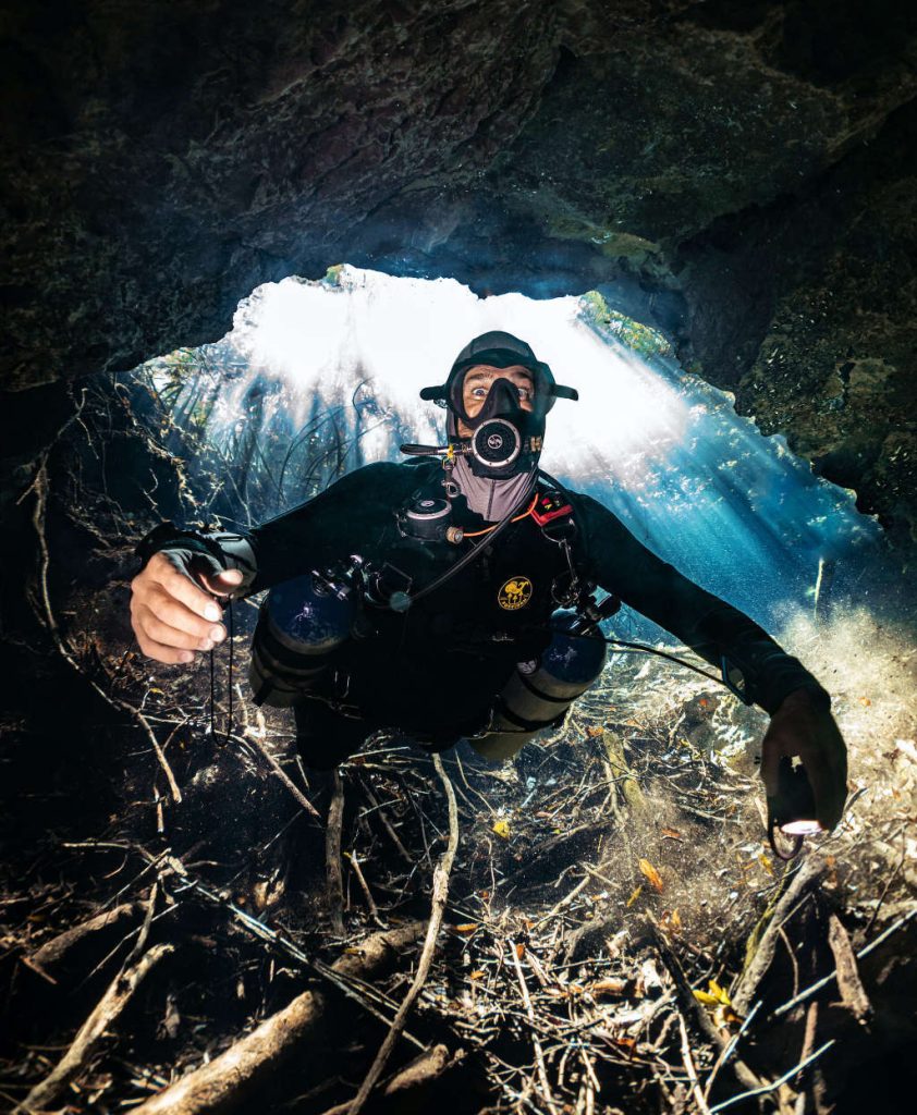Sidemount cave diver in the cenotes
