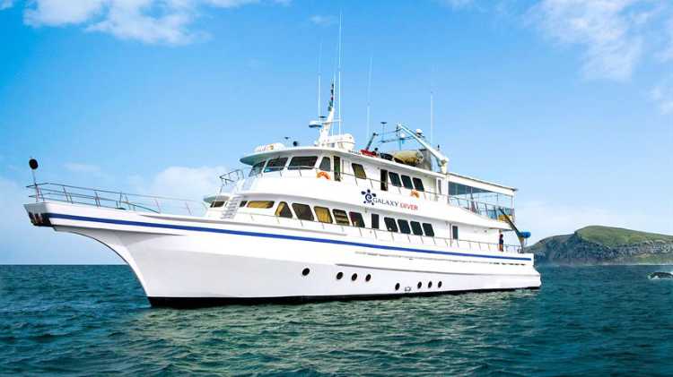 Galaxy Diver liveaboard ship