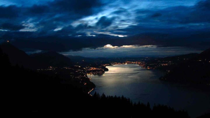 Thunsersee in Switzerland at night.